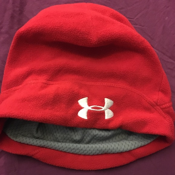 Youth Under Armour Red Fleece Skull Cap 